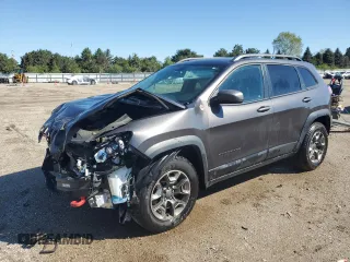 2019 Jeep Cherokee Trailhawk with VIN 1C4PJMBX1KD207294, listed as a Copart auction lot 72694824 with 93,311 mi miles and Salvage Title. Bid and sale history available at DreamBid. Image 1.