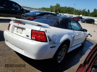 2001 Ford Mustang Deluxe with VIN 1FAFP44431F131695, listed as a Copart auction lot 74357874 with 0 mi miles and Non Repairable. Bid and sale history available at carsss.com. Image 3.