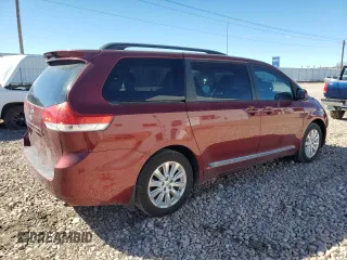 2014 Toyota Sienna LE with VIN 5TDJK3DC5ES075494, listed as a Copart auction lot 50102035 with 151,375 mi miles and Salvage Title. Bid and sale history available at DreamBid. Image 3.
