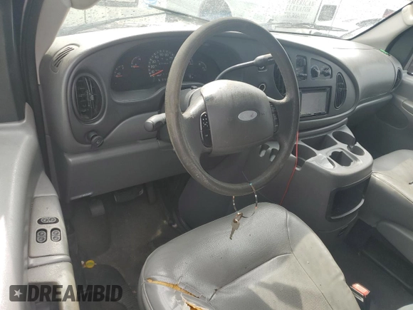 2003 Ford Econoline Passenger XL с VIN 1FBSS31L43HB78873, выставлен на аукционе Copart как лот 53354665 с пробегом 271 466 миль миль и Списание • Salvage title. История ставок и продаж доступна на DreamBid. Изображение 8.