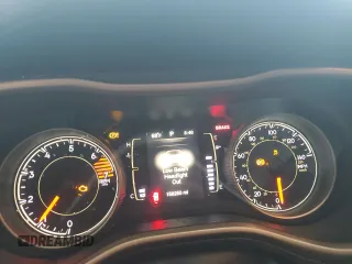 2016 Jeep Cherokee Sport z VIN 1C4PJLAB9GW371386, wystawiony jako Copart lot #57554195 z przebiegiem 158 250 mil mil oraz Szkoda całkowita • Salvage title. Historia ofert i sprzedaży dostępna na DreamBid. Obrazek 9.