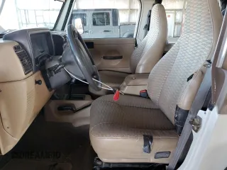 1999 Jeep Wrangler Sport с VIN 1J4FY19S9XP414239, выставлен на аукционе Copart как лот 66882505 с пробегом 131 916 миль миль и Чистый • Clean title. История ставок и продаж доступна на DreamBid. Изображение 7.