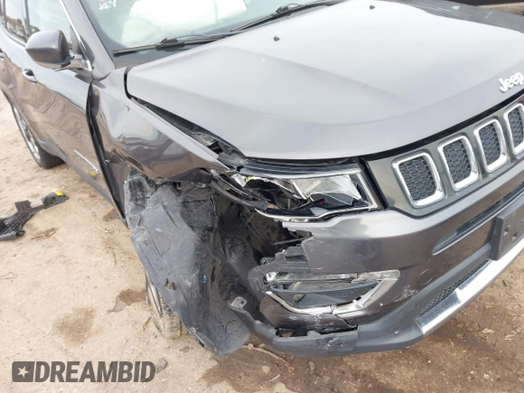 2019 Jeep Compass Limited with VIN 3C4NJCCBXKT676205, listed as a IAAI auction lot 41328757 with 83,446 mi miles. Bid and sale history available at carsss.com. Image 6.