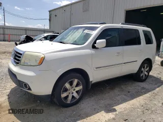 2013 Honda Pilot Touring with VIN 5FNYF3H98DB035172, listed as a Copart auction lot 61485935 with 203,306 mi miles and Salvage title. Bid and sale history available at DreamBid. Image 1.