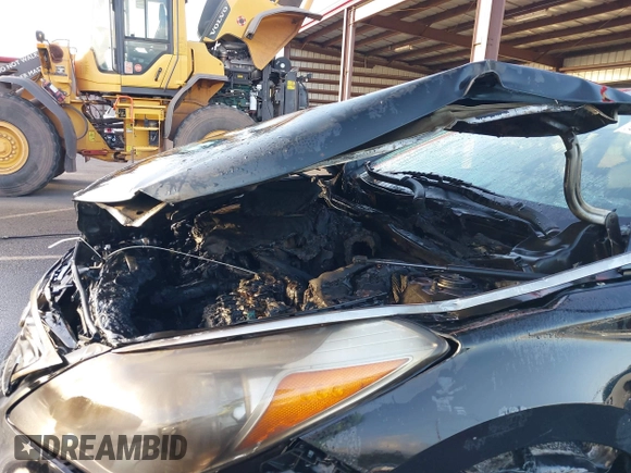 2013 Hyundai Azera with VIN KMHFG4JG4DA250524, listed as a IAAI auction lot 40871700 with Not Provided miles and . Bid and sale history available at DreamBid. Image 6.