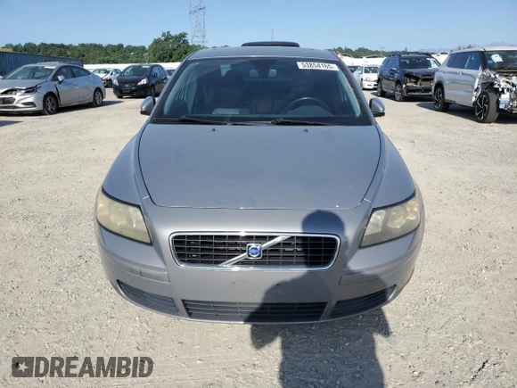 2005 Volvo S40 с VIN YV1MS390052070863, выставлен на аукционе Copart как лот 53854165 с пробегом 172 266 миль миль и Списание • Salvage title. История ставок и продаж доступна на DreamBid. Изображение 5.