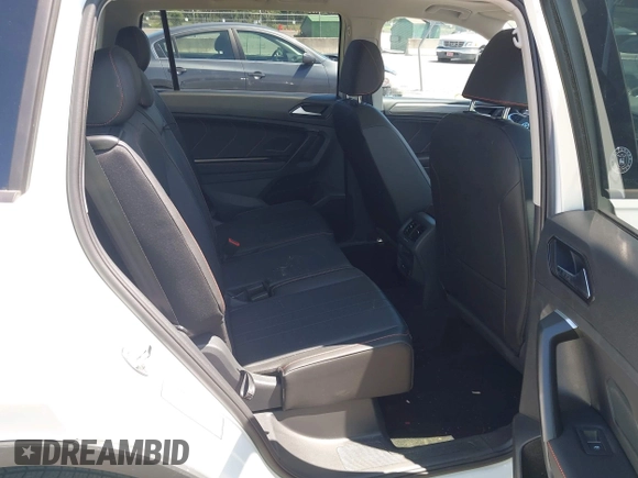 2024 Volkswagen Tiguan with VIN 3VVTB7AX9RM217926, listed as a IAAI auction lot 42339057 with 8,233 mi miles and . Bid and sale history available at DreamBid. Image 8.