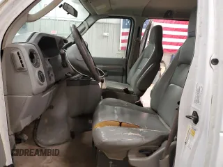2014 Ford Econoline Passenger XL z VIN 1FBSS3BL0EDA89519, wystawiony jako Copart lot #54524735 z przebiegiem 39 417 mil mil oraz Tytuł czysty. Historia ofert i sprzedaży dostępna na DreamBid. Obrazek 7.