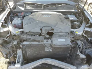 2019 Audi Q8 Prestige with VIN WA1FVAF13KD036479, listed as a Copart auction lot 46460035 with 121,107 mi miles and Salvage title. Bid and sale history available at DreamBid. Image 12.