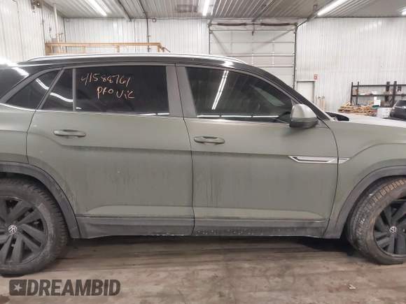 2022 Volkswagen Atlas SE with VIN 1V2KC2CA3NC207745, listed as a IAAI auction lot 41588761 with 99,206 mi miles and . Bid and sale history available at DreamBid. Image 14.