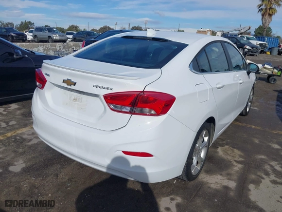 2019 Chevrolet Cruze Premier with VIN 1G1BF5SM6K7114379, listed as a IAAI auction lot 41425240 with 37,965 mi miles. Bid and sale history available at carsss.com. Image 4.