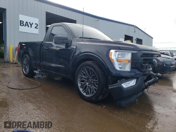 2022 Ford F-150 XL with VIN 1FTMF1E58NKE24645, listed as a Copart auction lot 42051515 with 43,429 mi miles and Salvage Title. Bid and sale history available at DreamBid. Image 4.