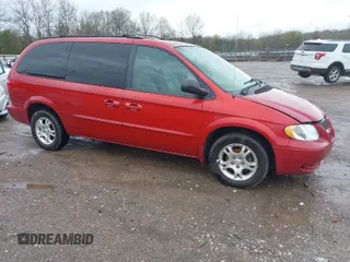 2003 Dodge Grand Caravan with VIN 2D8GP74L83R103749, listed as a IAAI auction lot 41880487 with 270,244 mi miles and . Bid and sale history available at DreamBid. Image 1.