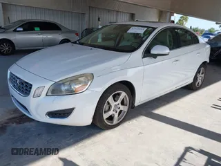 2013 Volvo S60 T5 Premier with VIN YV1612FS2D2199231, listed as a IAAI auction lot 42513014 with 85,446 mi miles and . Bid and sale history available at DreamBid. Image 2.