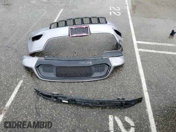 2018 Jeep Grand Cherokee Laredo с VIN 1C4RJFAG8JC367974, выставлен на аукционе Copart как лот 48883405 с пробегом 99 311 миль миль и Списание • Salvage title. История ставок и продаж доступна на DreamBid. Изображение 13.