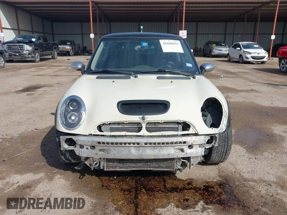 2006 MINI Hardtop S with VIN WMWRE335X6TL19914, listed as a IAAI auction lot 41680041 with 213,011 mi miles and . Bid and sale history available at DreamBid. Image 12.