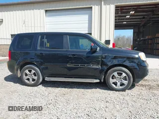 2014 Honda Pilot EX-L with VIN 5FNYF3H78EB003547, listed as a IAAI auction lot 41857061 with 192,371 mi miles and . Bid and sale history available at carsss.com. Image 13.