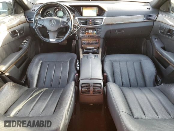 2010 Mercedes-Benz E 550 Luxury with VIN WDDHF7CB1AA124352, listed as a Copart auction lot 88605195 with 238,494 mi miles and Clean Title. Bid and sale history available at DreamBid. Image 8.