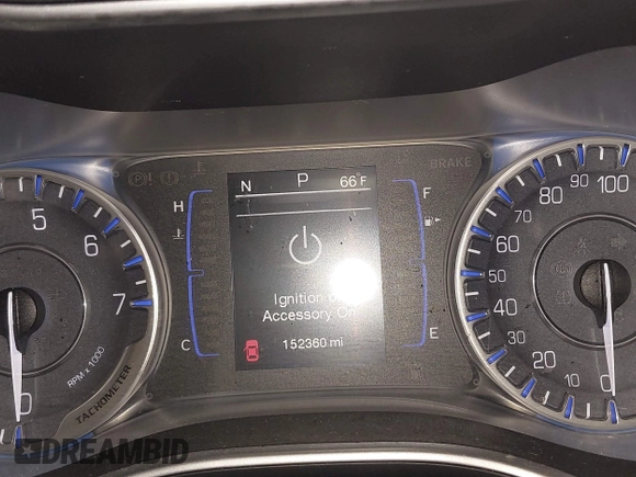 2015 Chrysler 200 Limited with VIN 1C3CCCAB2FN578266, listed as a IAAI auction lot 42113716 with 152,360 mi miles. Bid and sale history available at carsss.com. Image 7.