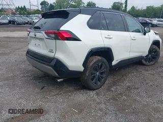 2022 Toyota RAV4 Hybrid XSE with VIN 4T3E6RFV6NU084601, listed as a IAAI auction lot 42377887 with 81,084 mi miles and . Bid and sale history available at DreamBid. Image 4.