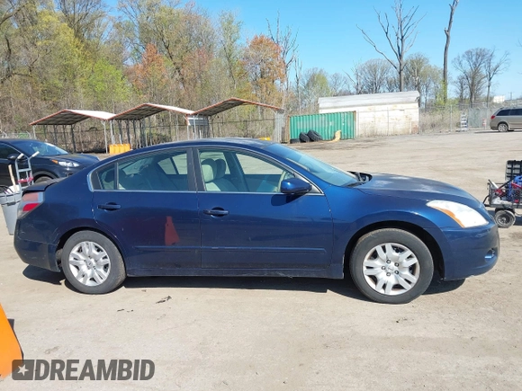 2011 Nissan Altima 2.5 S with VIN 1N4AL2AP4BN449311, listed as a IAAI auction lot 41996031 with 220,332 mi miles. Bid and sale history available at carsss.com. Image 13.