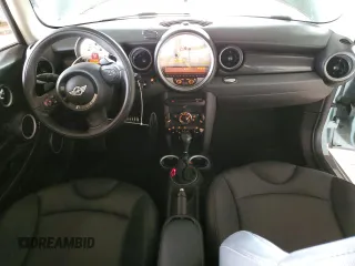 2012 MINI Hardtop S with VIN WMWSV3C5XCT387692, listed as a Copart auction lot 56420445 with 84,123 mi miles and Salvage title. Bid and sale history available at DreamBid. Image 8.