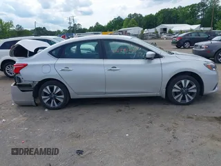 2019 Nissan Sentra SV z VIN 3N1AB7AP4KY431780, wystawiony jako IAAI lot #42189638 z przebiegiem 63 515 mil mil oraz . Historia ofert i sprzedaży dostępna na DreamBid. Obrazek 13.