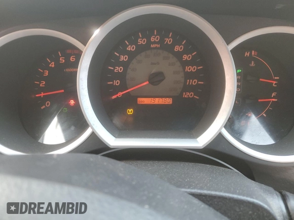 2009 Toyota Tacoma with VIN 3TMLU42N19M032225, listed as a Copart auction lot 50061945 with 191,780 mi miles and Clean Title. Bid and sale history available at DreamBid. Image 9.