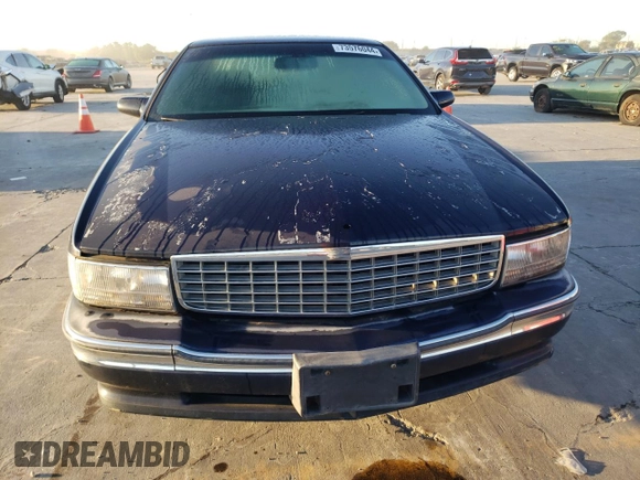 1994 Cadillac DeVille z VIN 1G6KD52B3RU283575, wystawiony jako Copart lot #73576044 z przebiegiem 133 977 mil mil oraz Czysty tytuł • Clean title. Historia ofert i sprzedaży dostępna na DreamBid. Obrazek 5.