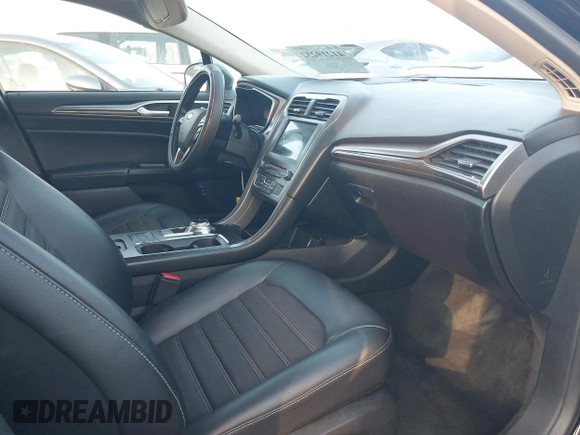 2018 Ford Fusion Energi SE with VIN 3FA6P0PU7JR232567, listed as a IAAI auction lot 41219232 with 54,049 mi miles. Bid and sale history available at carsss.com. Image 5.