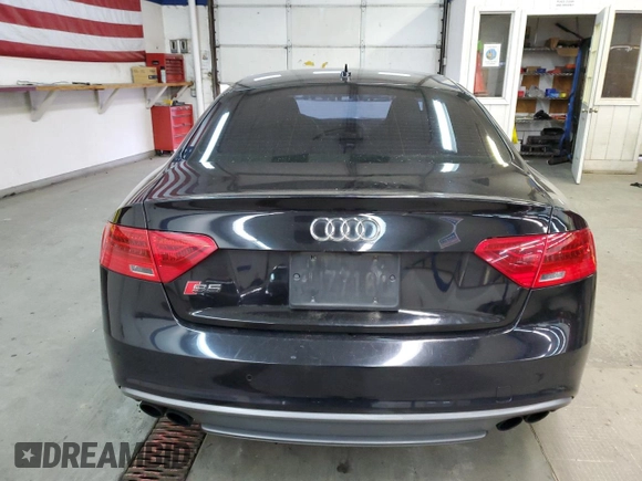 2015 Audi S5 Premium Plus z VIN WAUCGAFR4FA030980, wystawiony jako Copart lot #83390824 z przebiegiem 202 651 mil mil oraz Szkoda całkowita • Salvage title. Historia ofert i sprzedaży dostępna na DreamBid. Obrazek 6.