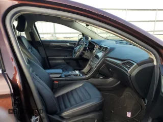 2019 Ford Fusion Hybrid SEL with VIN 3FA6P0MU1KR123706, listed as a Copart auction lot 61727782 with 41,646 mi miles. Bid and sale history available at carsss.com. Image 5.