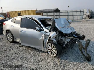 2017 Kia Optima LX with VIN 5XXGT4L32HG146090, listed as a Copart auction lot 71650734 with 164,595 mi miles and Salvage Title. Bid and sale history available at carsss.com. Image 4.