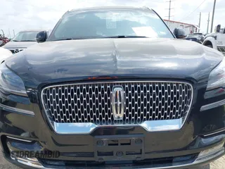 2020 Lincoln Aviator Reserve z VIN 5LM5J7XC9LGL24872, wystawiony jako IAAI lot #42112310 z przebiegiem 20 661 mil mil oraz . Historia ofert i sprzedaży dostępna na DreamBid. Obrazek 6.