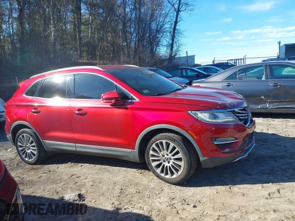 2015 Lincoln MKC z VIN 5LMTJ2AH1FUJ05103, wystawiony jako IAAI lot #41762024 z przebiegiem 58 275 mil mil oraz . Historia ofert i sprzedaży dostępna na DreamBid. Obrazek 13.