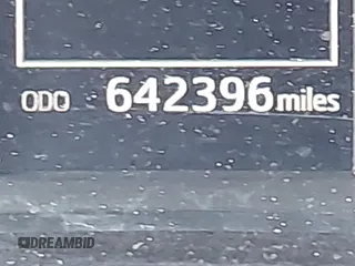 2018 Toyota Highlander LE с VIN 5TDBZRFH2JS499320, выставлен на аукционе IAAI как лот 42099889 с пробегом 642 396 миль миль и . История ставок и продаж доступна на DreamBid. Изображение 15.