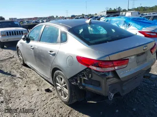 2018 Kia Optima S with VIN 5XXGT4L39JG192313, listed as a IAAI auction lot 41260143 with 138,413 mi miles. Bid and sale history available at carsss.com. Image 3.