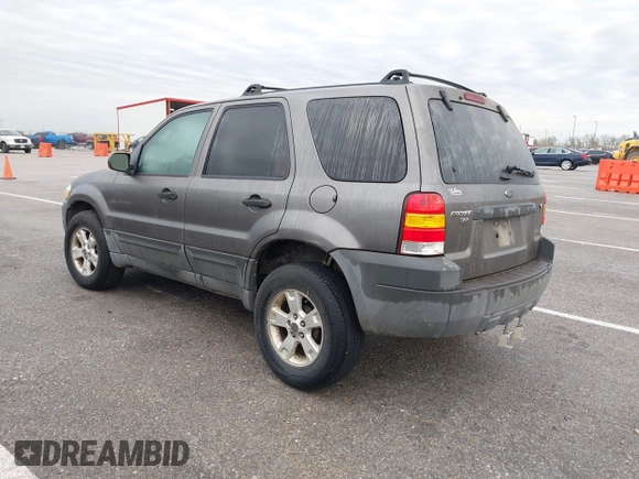 2005 Ford Escape XLT with VIN 1FMYU03145KD73027, listed as a IAAI auction lot 41932192 with Not Provided miles and . Bid and sale history available at DreamBid. Image 3.