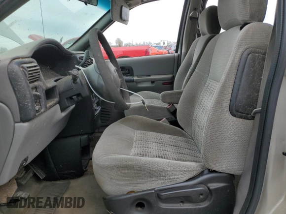 2004 Chevrolet Venture LS z VIN 1GNDX03E24D114382, wystawiony jako Copart lot #50386355 z przebiegiem 186 615 mil mil oraz Szkody całkowita. Historia ofert i sprzedaży dostępna na DreamBid. Obrazek 7.