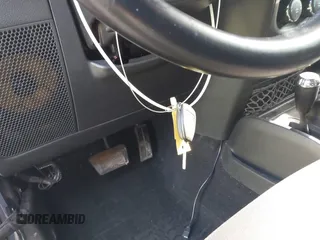 2017 Jeep Wrangler Unlimited Sport с VIN 1C4BJWDG8HL682622, выставлен на аукционе IAAI как лот 42117057 с пробегом 73 507 миль миль и . История ставок и продаж доступна на DreamBid. Изображение 11.