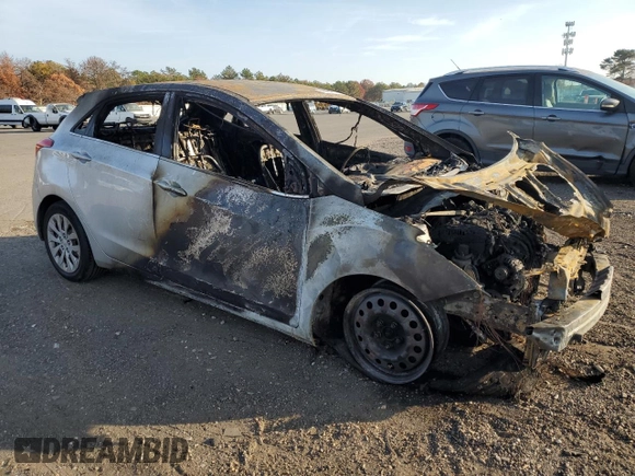 2017 Hyundai Elantra GT with VIN KMHD35LH6HU374894, listed as a Copart auction lot 78485924 with 0 mi miles and Salvage Title. Bid and sale history available at carsss.com. Image 4.
