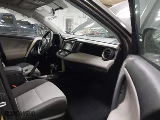 2014 Toyota RAV4 XLE with VIN 2T3RFREV0EW185541, listed as a IAAI auction lot 41708031 with 96,157 mi miles. Bid and sale history available at carsss.com. Image 5.