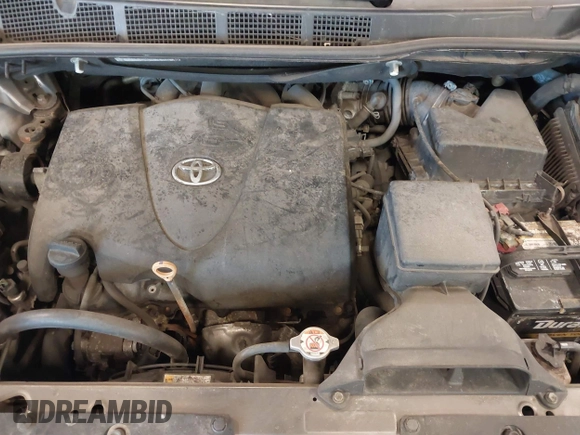 2018 Toyota Sienna LE Auto Access Seat with VIN 5TDKZ3DC3JS906162, listed as a IAAI auction lot 41863331 with 200,655 mi miles. Bid and sale history available at carsss.com. Image 10.