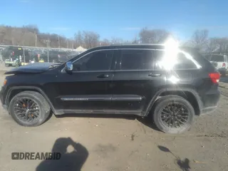 2011 Jeep Grand Cherokee Overland with VIN 1J4RR6GG8BC510143, listed as a IAAI auction lot 41329967 with 195,450 mi miles and . Bid and sale history available at DreamBid. Image 14.
