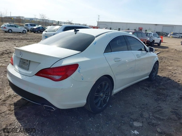 2015 Mercedes-Benz CLA-Class CLA 250 with VIN WDDSJ4EB2FN190179, listed as a IAAI auction lot 41780762 with 138,923 mi miles. Bid and sale history available at carsss.com. Image 4.