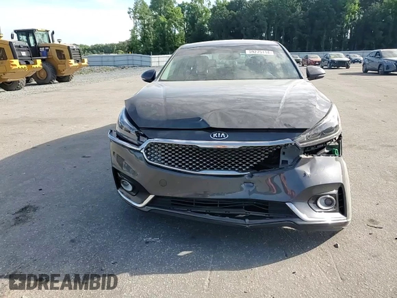 2017 Kia Cadenza Premium z VIN KNALC4J19H5080624, wystawiony jako Copart lot #59275114 z przebiegiem 60 687 mil mil oraz Szkody całkowita. Historia ofert i sprzedaży dostępna na DreamBid. Obrazek 11.