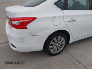 2017 Nissan Sentra SV z VIN 3N1AB7AP9HY349424, wystawiony jako IAAI lot #41803797 z przebiegiem 126 936 mil mil oraz . Historia ofert i sprzedaży dostępna na DreamBid. Obrazek 6.