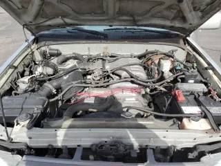 1999 Toyota 4Runner SR5 with VIN JT3GN86R8X0113147, listed as a Copart auction lot 64168045 with 204,721 mi miles and Clean title. Bid and sale history available at DreamBid. Image 12.