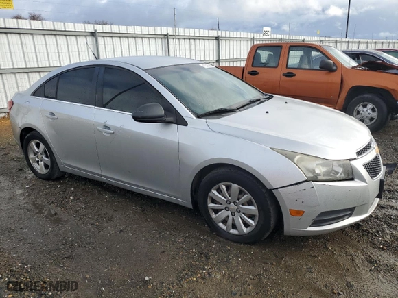 2011 Chevrolet Cruze LS with VIN 1G1PC5SH6B7128865, listed as a Copart auction lot 45212985 with 273,131 mi miles and Salvage Title. Bid and sale history available at carsss.com. Image 4.