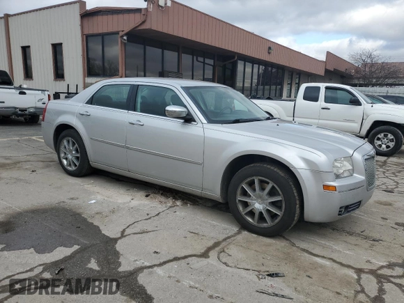 2010 Chrysler 300 Touring with VIN 2C3CK5CV6AH181764, listed as a Copart auction lot 43519965 with 200,015 mi miles and Salvage Title. Bid and sale history available at carsss.com. Image 4.